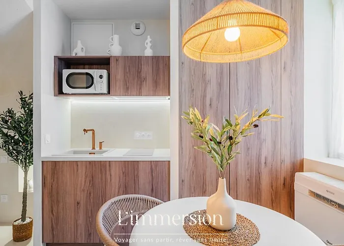 Helios, Grecque & Apartamento *